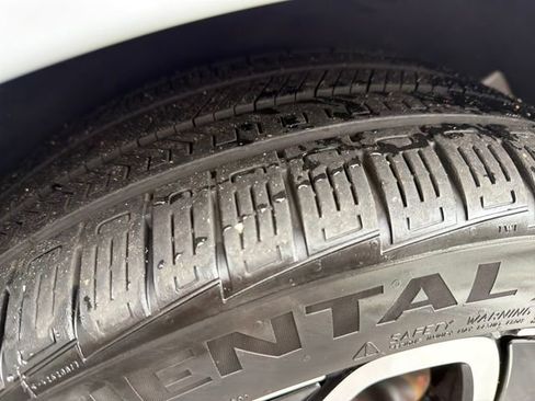 Used 2023 Ford Mustang Mach-E GT image 28