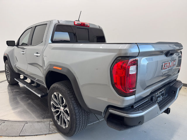 Used 2023 GMC Canyon Denali AWD/4WD image 9