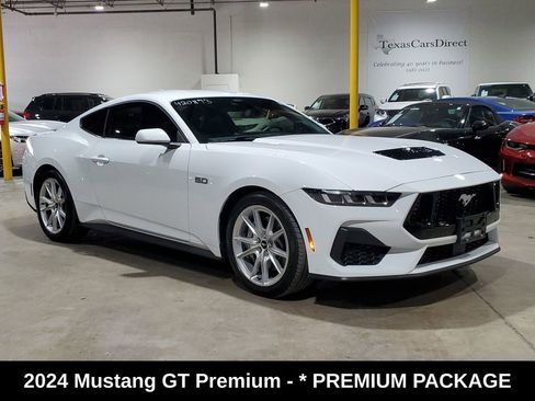 Used 2024 Ford Mustang GT Premium RWD image 3