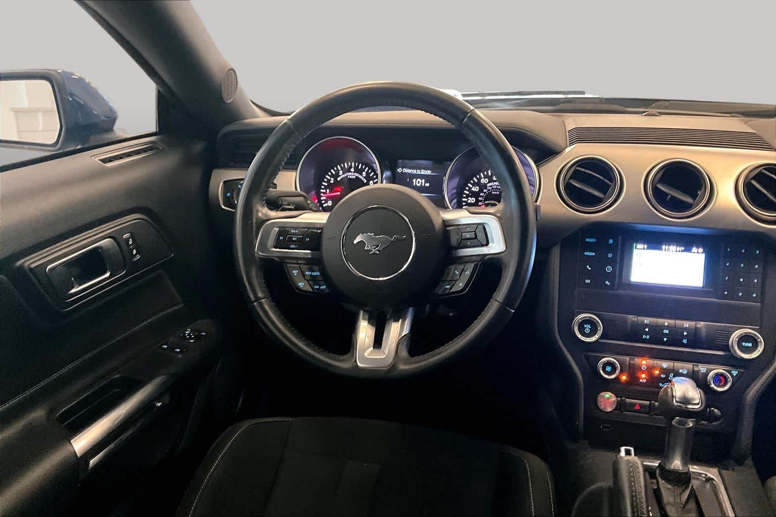 Used 2023 Ford Mustang GT RWD image 16