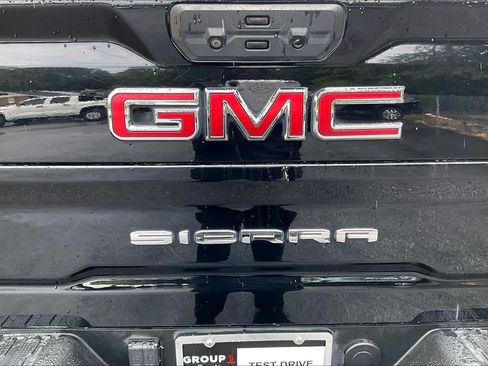 Used 2022 GMC Sierra 2500 AT4 w/ AT4 Preferred Package AWD/4WD image 30