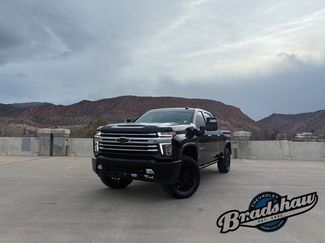 Used 2023 Chevrolet Silverado 2500 High Country w/ Z71 Off-Road Package video 1