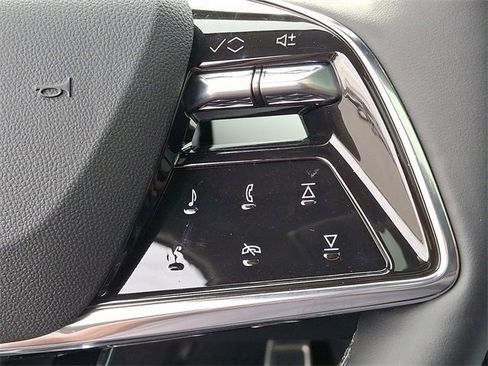 New 2026 Cadillac Optiq Luxury 1 image 14