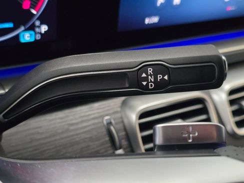 New 2026 Mercedes-Benz GLS 450 4MATIC image 17