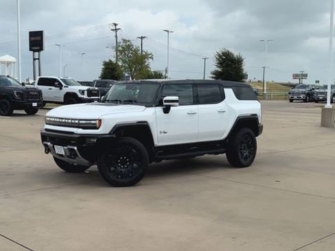 New 2025 GMC Hummer EV 2X image 8