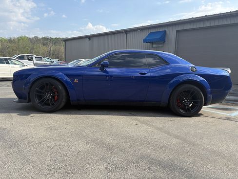 Used 2020 Dodge Challenger R/T Scat Pack RWD image 6