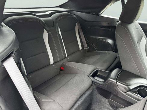 Used 2016 Chevrolet Camaro SS RWD image 51