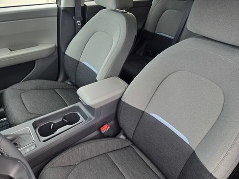 New 2027 Kia Seltos LX AWD/4WD image 11