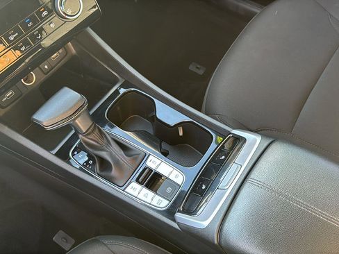 Used 2023 Hyundai Tucson SEL w/ Cargo Package image 17