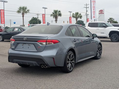 Certified 2021 Toyota Corolla SE FWD image 3