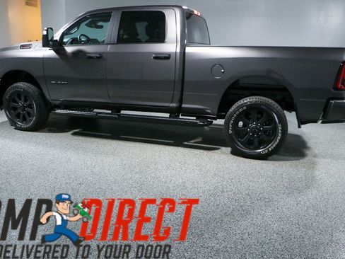 Used 2025 RAM 2500 Big Horn AWD/4WD image 10
