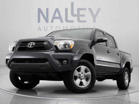 Used 2014 Toyota Tacoma PreRunner w/ TRD Sport Package RWD image 11