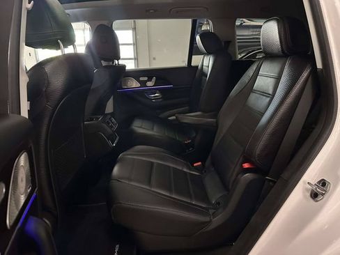 Certified 2025 Mercedes-Benz GLS 580 4MATIC image 19