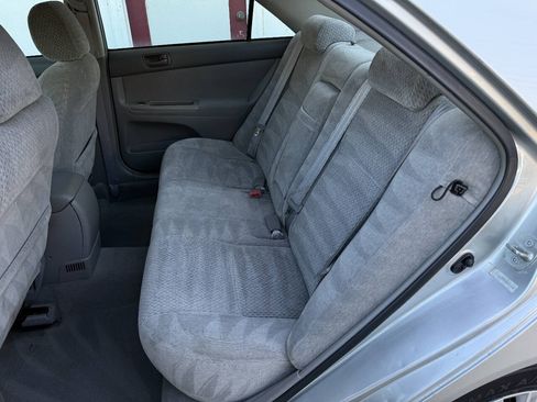 Used 2003 Toyota Camry LE FWD image 16