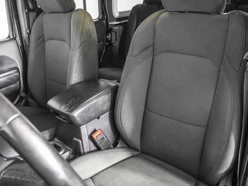 Used 2021 Jeep Wrangler Unlimited Sport image 24