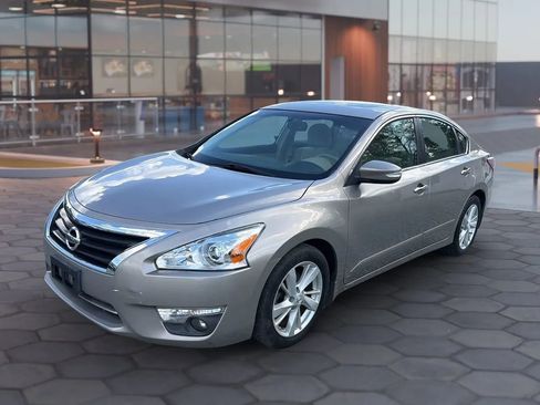 Used 2013 Nissan Altima 2.5 SV w/ 2.5SV Convenience Pkg image 1