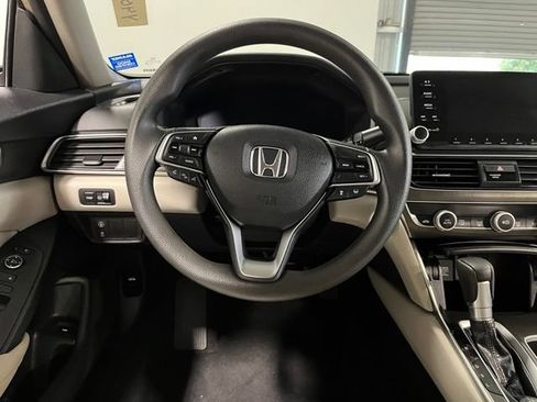 Used 2018 Honda Accord LX image 21