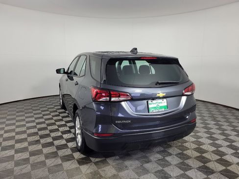 Used 2022 Chevrolet Equinox LS FWD image 5