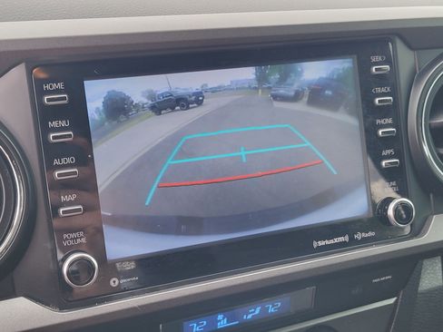 Certified 2023 Toyota Tacoma TRD Off-Road w/ Technology Package AWD/4WD image 17