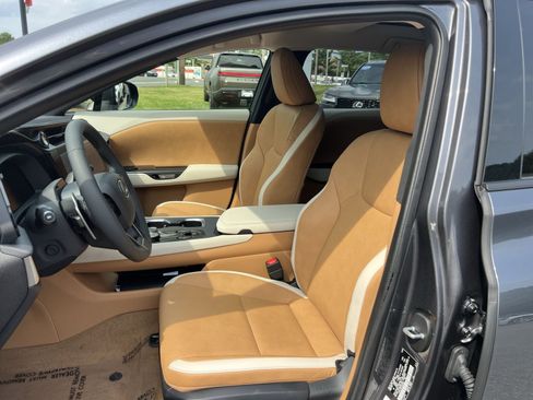 Used 2026 Lexus RZ 450e AWD w/ Technology Package image 13