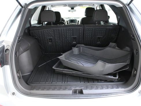Used 2024 Chevrolet Equinox LS w/ LS Convenience Package FWD image 25