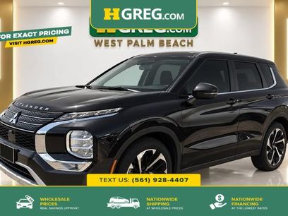 Used 2023 Mitsubishi Outlander SE Black Edition