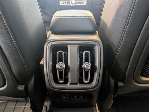 New 2026 Volvo XC40 B5 Ultra w/ Climate Package image 25