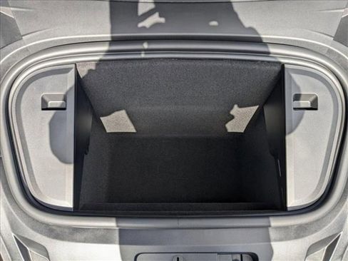 Certified 2024 Porsche Taycan GTS image 24