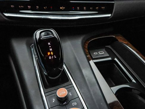 Used 2023 Cadillac Escalade Sport Platinum w/ LPO, ONYX Package image 36