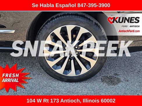 Used 2024 Lincoln Navigator Reserve w/ Equipment Group 201A AWD/4WD image 13