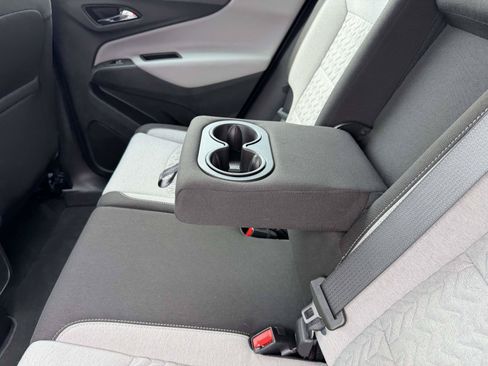 Certified 2023 Chevrolet Equinox LS FWD image 13