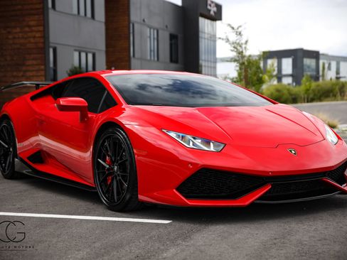 Used 2015 Lamborghini Huracan LP 610-4 AWD/4WD image 23