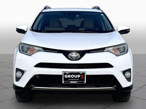 Used 2018 Toyota RAV4 XLE FWD image 4