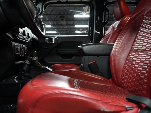 Used 2020 Jeep Wrangler Unlimited Sport AWD/4WD image 18