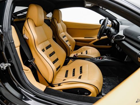 Used 2012 Ferrari 458 Italia Coupe image 53