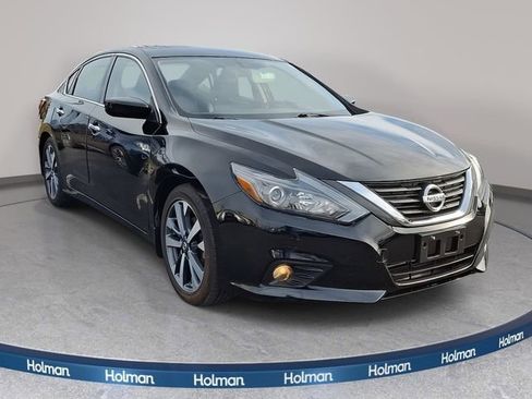 Used 2017 Nissan Altima 2.5 SR image 4
