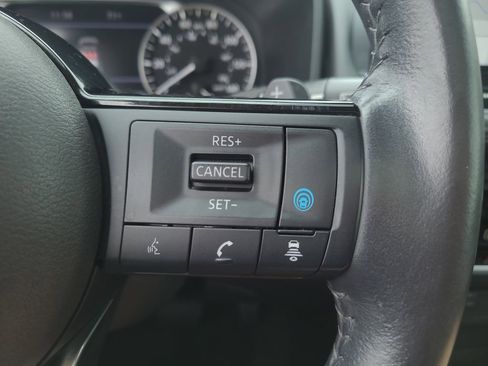 Used 2023 Nissan Rogue SL w/ SL Premium Package FWD image 30