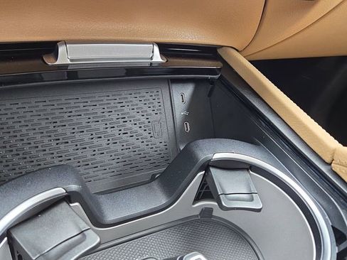 New 2026 Mercedes-Benz GLS 450 4MATIC image 14