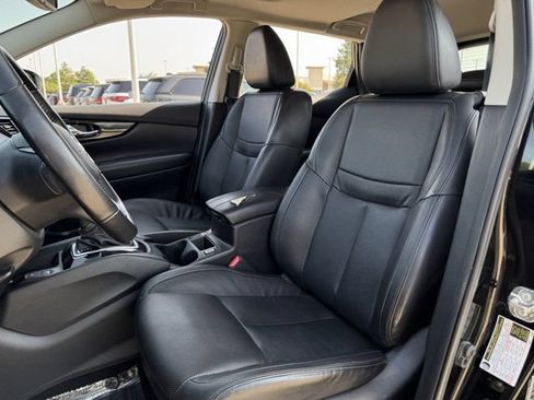 Used 2021 Nissan Rogue Sport SL w/ Premium Package FWD image 27