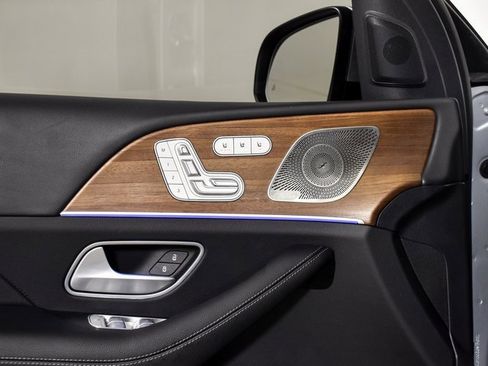 Certified 2024 Mercedes-Benz GLS 450 4MATIC image 20