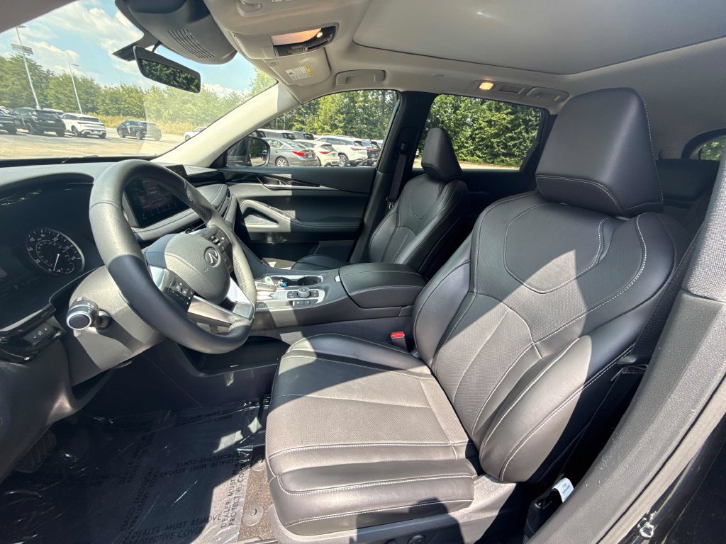 Used 2025 INFINITI QX60 Pure FWD image 11
