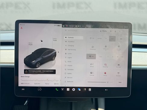 Used 2024 Tesla Model Y Long Range AWD/4WD image 18