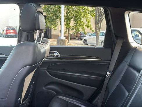 Used 2021 Jeep Grand Cherokee Limited w/ Luxury Group II AWD/4WD image 26