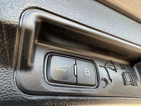 Used 2022 Ford Explorer ST w/ Equipment Group 401A AWD/4WD image 15