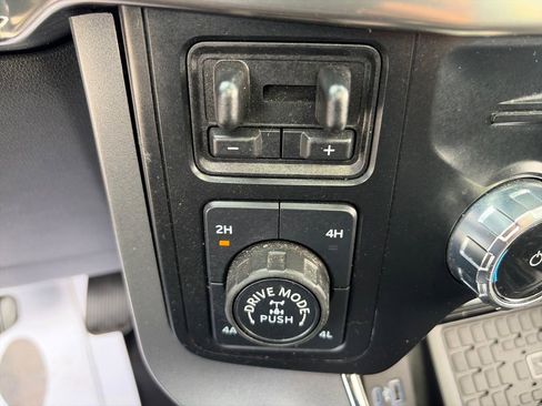 Used 2023 Ford F150 Lariat w/ Equipment Group 502A High AWD/4WD image 30