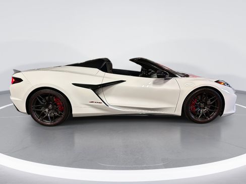 Used 2023 Chevrolet Corvette Z06 w/ Stealth Interior Trim Package image 4
