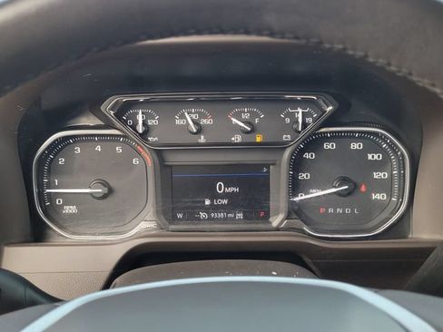 Used 2022 GMC Sierra 1500 SLT AWD/4WD image 23