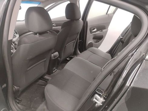 Used 2011 Chevrolet Cruze LT image 19