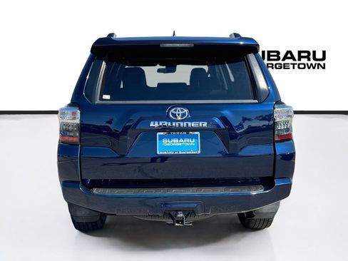 Used 2020 Toyota 4Runner SR5 Premium w/ Moonroof Package RWD image 6