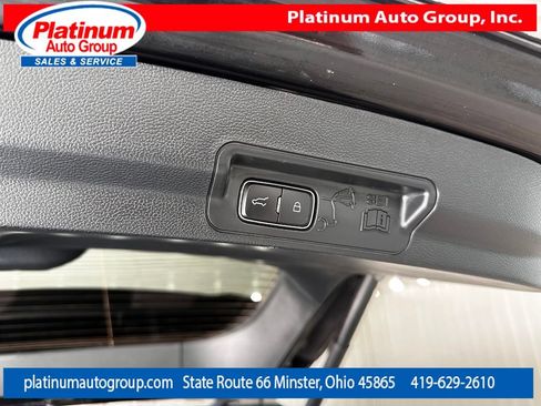 Used 2021 Ford Explorer Platinum w/ Equipment Group 601A AWD/4WD image 43